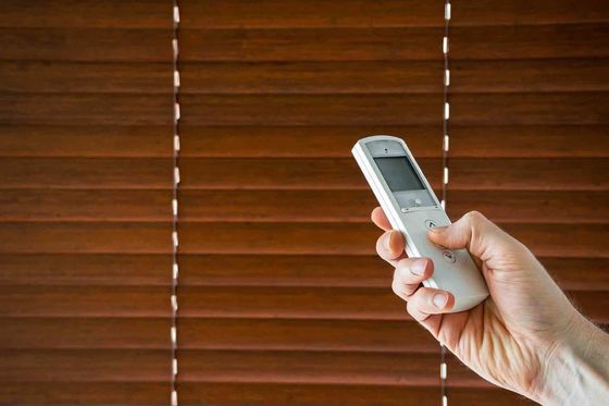 Festes hölzernes Büro-Fenster drapiert, Staub-Beweis-Bambusjalousien