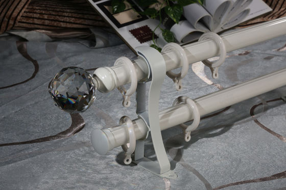 28mm dekorative Aluminium-Polen Crystal Finials Curtains Rods Set