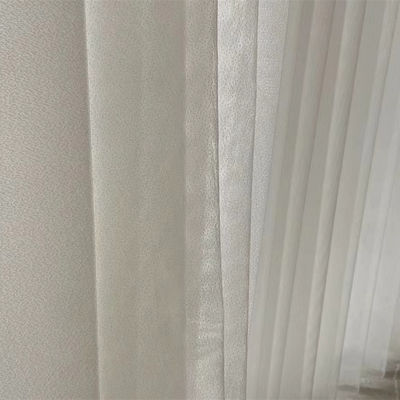 Justierbare flexible Vertikaljalousie-Vorhänge beleuchten das Übertragen für Hotels