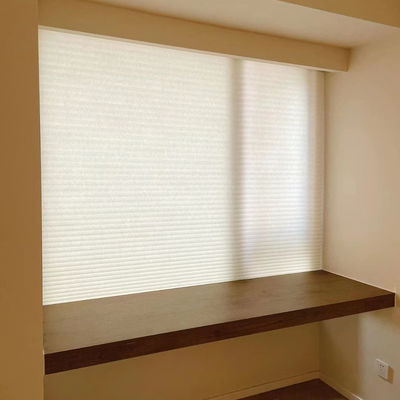 Polyester-materielle kundenspezifische Bienenwabe macht automatisches für Dekoration blind