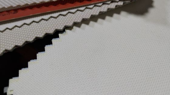 Der China-Fabrik-L10 flammhemmende 90% Öffnungen System-rollende Vorhang-, Linsen