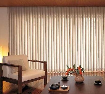 Elektrischer Traumvorhang-vertikaler vertikaler Vertikaljalousie-Wohnzimmer-Fenster-Stromausfall-vom Boden bis zur Decke weißer Vorhang