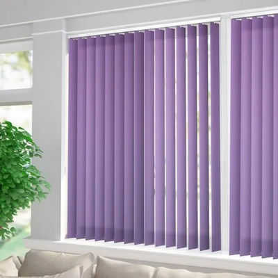 Helles festes elektrisches Traumvorhang-Balkon-Fenstertür-Schlafzimmer halb dunkel